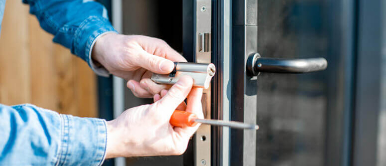 Commercial Locksmith Altadena